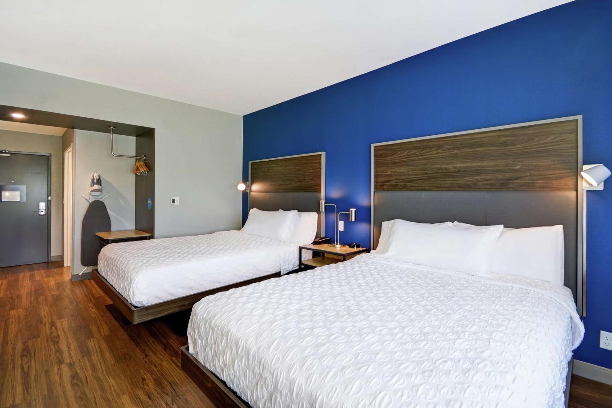 Tru By Hilton Huber Heights Dayton Hotel Buitenkant foto